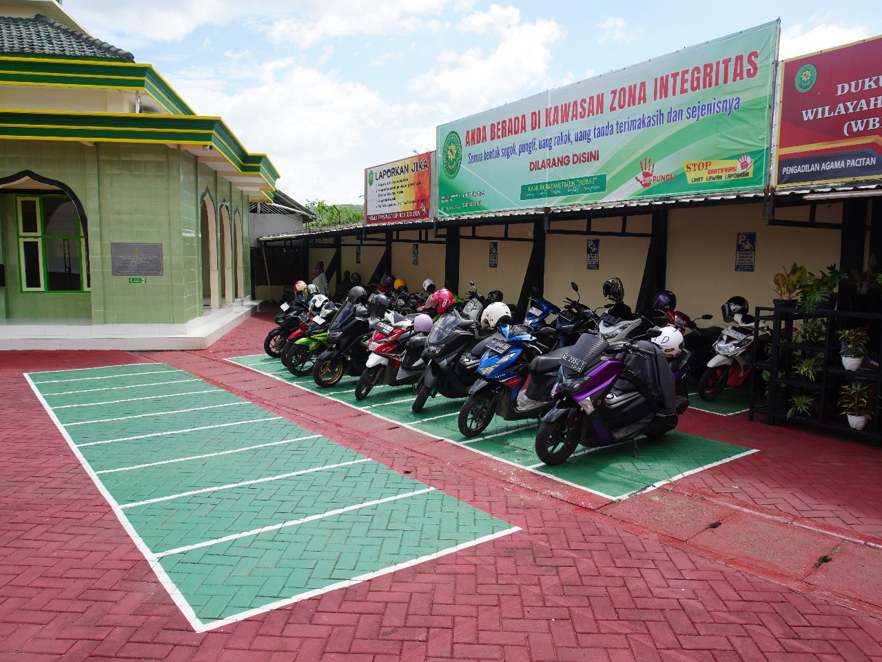 WhatsApp Image 2024-03-19 at 15.54.47.jpeg